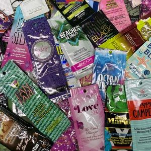 20 MYSTERY PACKETS Tan Tanning Packet Lotion Lot. DS, CT, Supre, Etc! HOT DEAL!